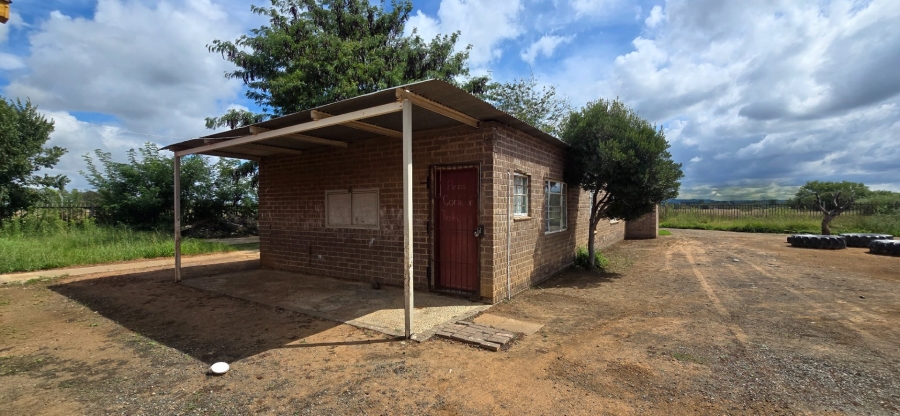 Commercial Property for Sale in Roodewal Free State